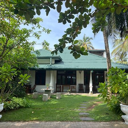 Lohas Beach Resort Villa Kalutara Extérieur photo