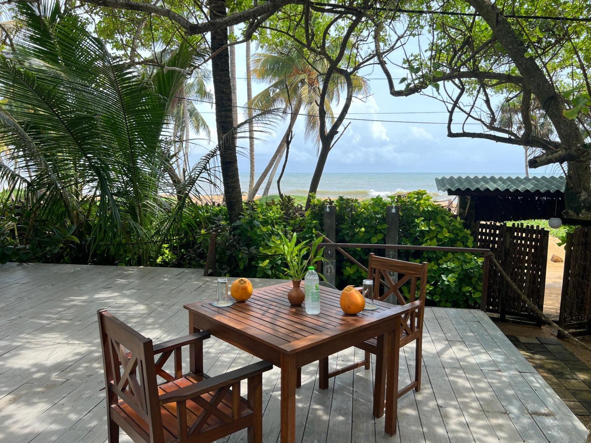 Lohas Beach Resort Villa Kalutara Extérieur photo