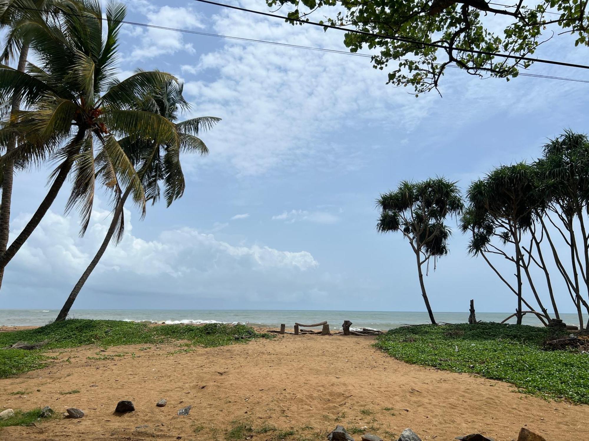 Lohas Beach Resort Villa Kalutara Extérieur photo