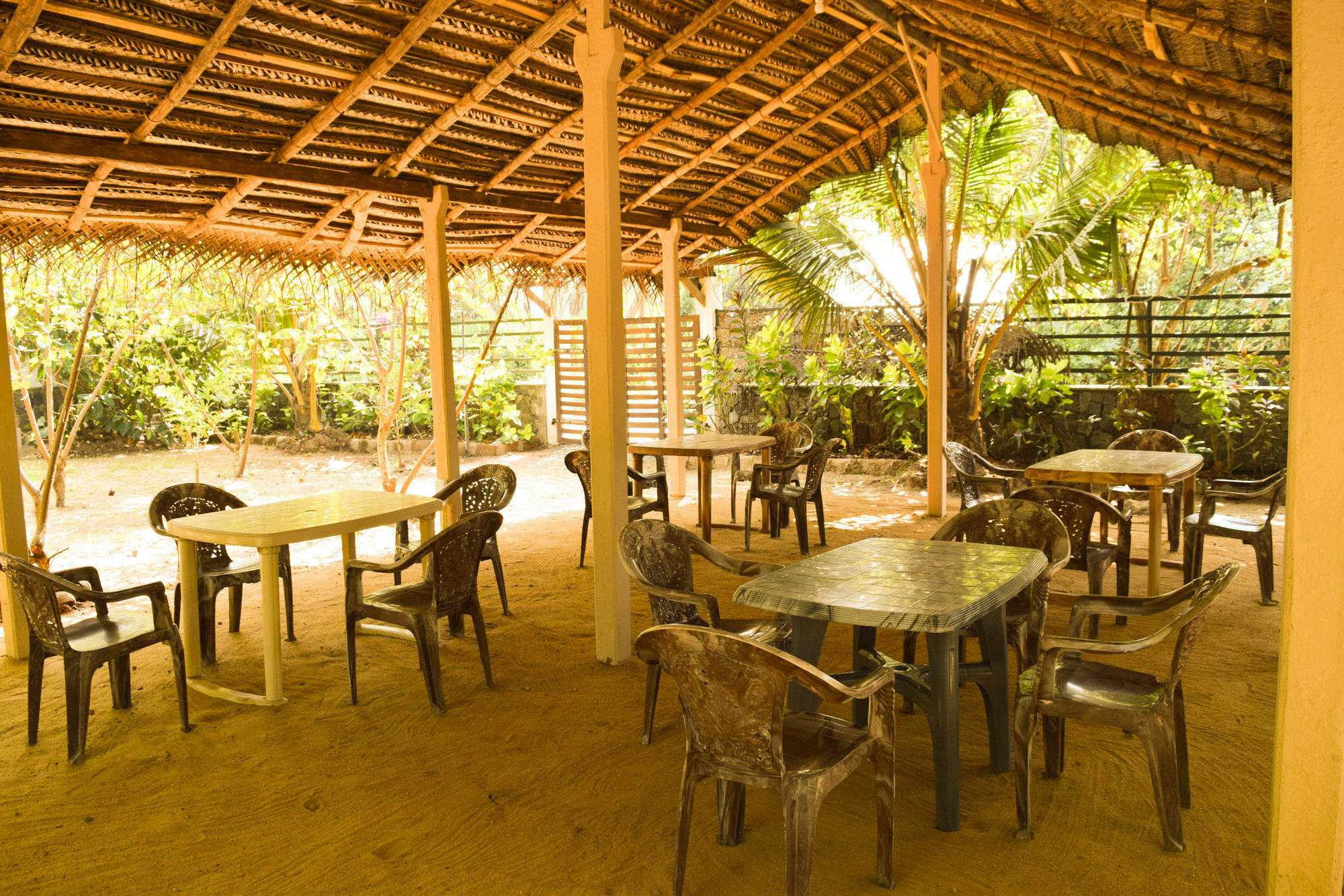 Lohas Beach Resort Villa Kalutara Extérieur photo